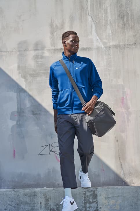 Nike Full-Zip Chest Swoosh Jacket NKFD9891